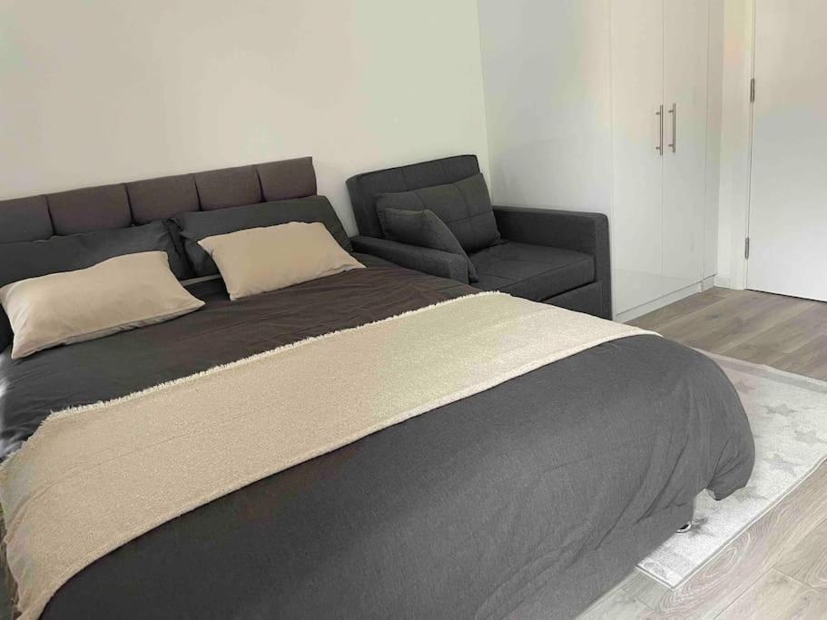Studio Flat Private Shower Wc And Kitchenette Londres Exterior foto